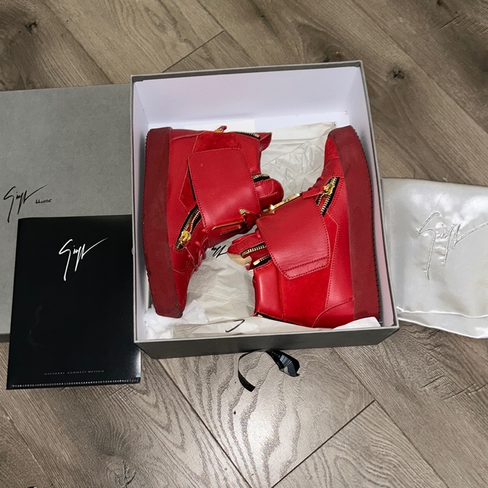 Men’s Red Giuseppe Zanotti Sneakers Us Size 7.5 Eu size 40.5